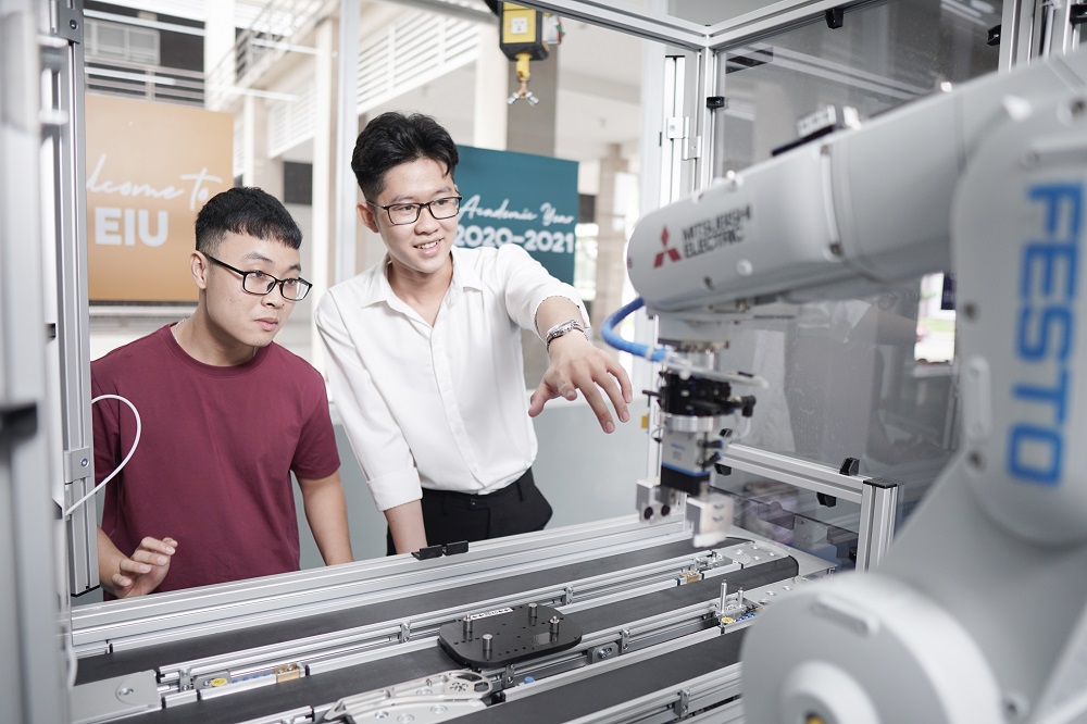 Trường ĐH Nguyễn Tất Thành công bố điểm sàn xét tuyển năm 2023