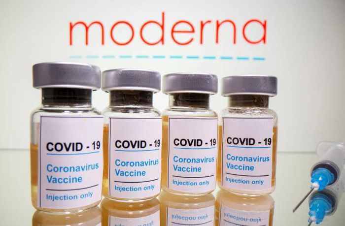   Hội đồng chuyên gia FDA Mỹ chấp thuận vaccine COVID-19 của Moderna