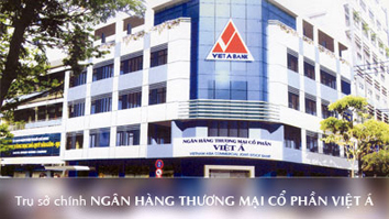Cán bộ ngân hàng tiếp tay chiếm đoạt hơn 400 tỷ đồng, khách hàng vạ lây