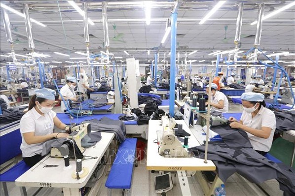 Vinatex hụt hơi cả doanh thu lẫn lợi nhuận sau 9 tháng