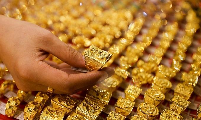 Vàng có khả năng bị bán tháo, rơi về mức 48 triệu?