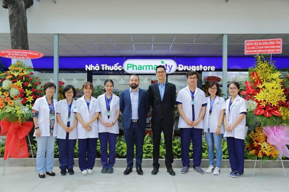 Chủ chuỗi nhà thuốc Pharmacity nhận án phạt từ UBCKNN