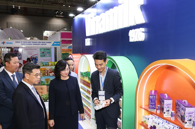 Vinamilk thúc đẩy xuất khẩu sữa qua chuỗi bán lẻ và phân phối toàn cầu
