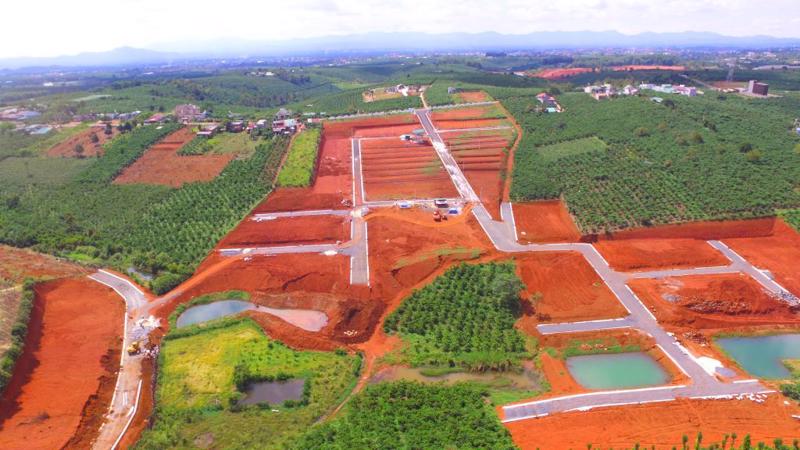 Lâm Đồng: Tổ chức kiểm điểm cho cán bộ xã sau hàng loạt sai phạm đất đai