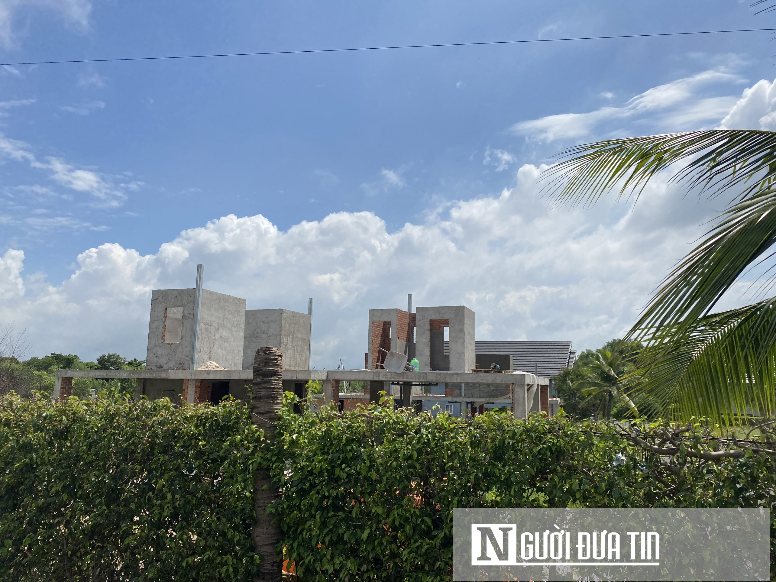 Gần 100 biệt thự xây “chui” thuộc dự án Irelax Bangkok Villa Bình Châu: Cắt xén hàng ngàn m2 đất công