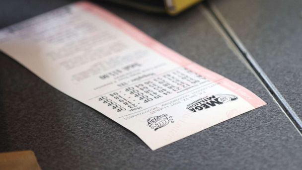 Người bí ẩn trúng xổ số hơn 500 triệu USD ở Mỹ