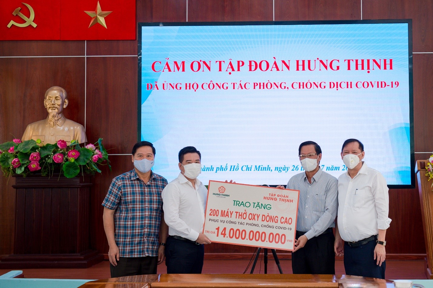 Tập đoàn Hưng Thịnh hỗ trợ khẩn hàng chục tỷ đồng cho TP.HCM phòng, chống dịch Covid-19