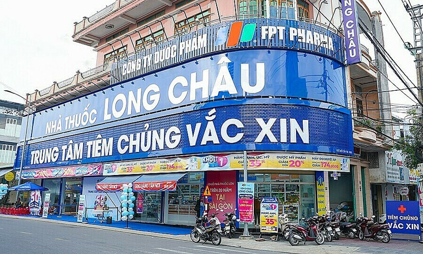 Hai người sốc phản vệ sau khi tiêm vắc xin ở Trung tâm tiêm chủng Long Châu