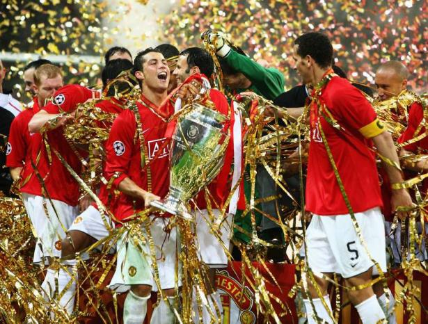 MU thêm gì từ phi vụ CR7, Kean 