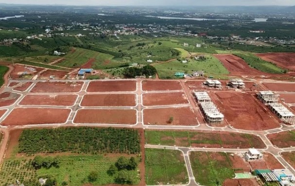 105 thành phố, thị xã không được phân lô, bán nền từ 1/8