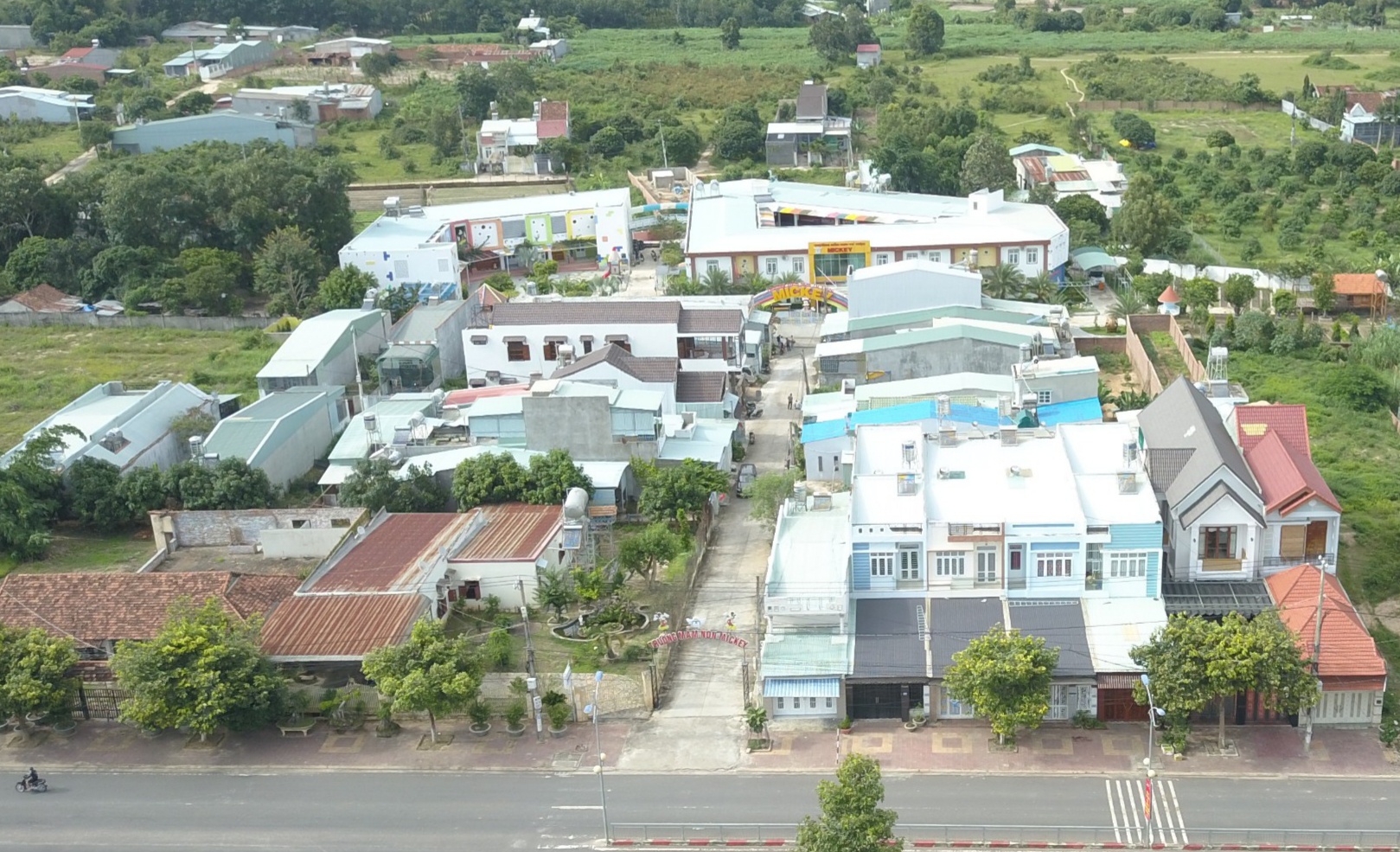 Xây nhà trái phép bị 